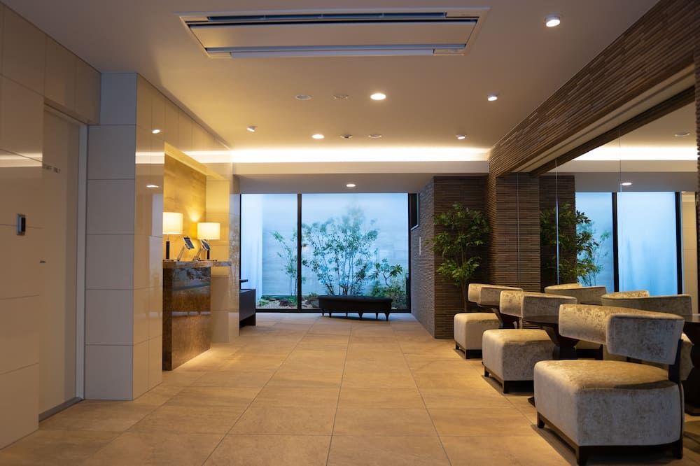 مارينا صنرايز أوساكا باي - أوساكا - ردهة