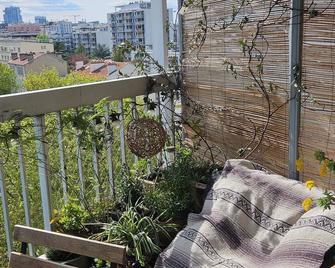 Courbevoie-manhattan, Idéalement Situé et Équipé - Courbevoie - Balcony