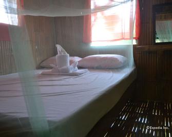 Floresitas Beach Resort - El Nido