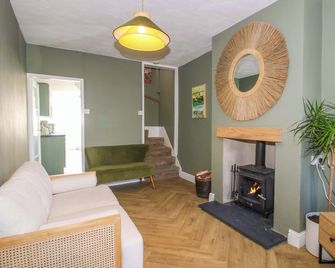 Cheshire Countryside Escape with Garden & Sunrise View - Malpas