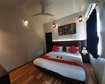 Hotel Saikripa Imperial - Daman - Bedroom