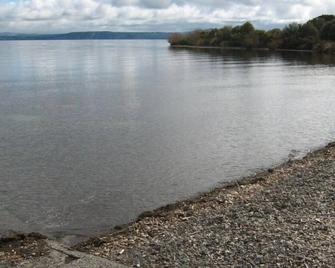 Cottage near Lake Taupo on Tauranga Taupo River - Turangi - Beach