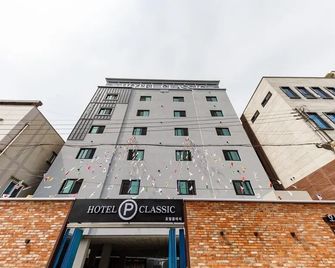 Hotel Classic Sacheon - Sacheon - Building