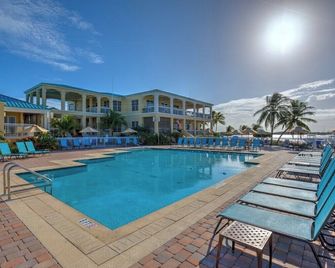 Grand Marina Suite -Waterfront Condo - Stock Island - Pool