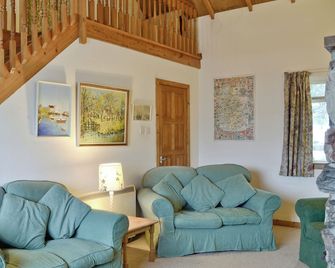 3 bedroom accommodation in Invergarry, Tomdoun - Invergarry - Huiskamer