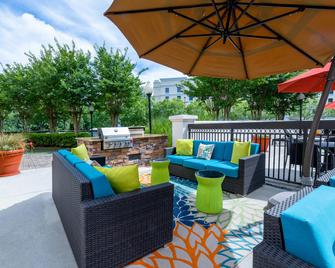 Homewood Suites by Hilton Lawrenceville-Duluth - Lawrenceville - Binnenhof