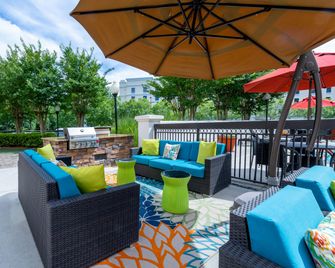 Homewood Suites by Hilton Lawrenceville-Duluth - Lawrenceville - Патіо