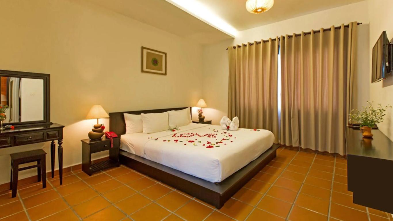 East West Villa