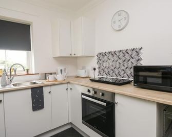 Shoreside Cottage, Pet Friendly, Character Holiday Cottage In Silloth - Wigton - Kuchyň