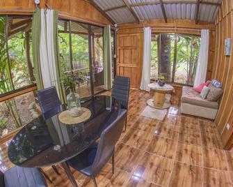 Cabañas del Lago - La Fortuna