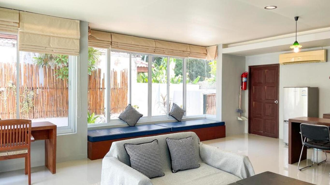 The Living Pool Villas