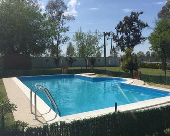 Relais La Mimosa - Pontinia - Piscina