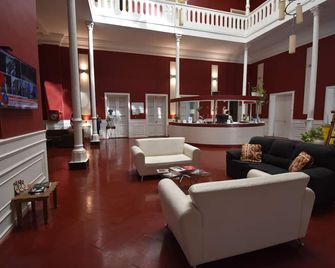 Hotel Plaza - סלטה - טרקלין