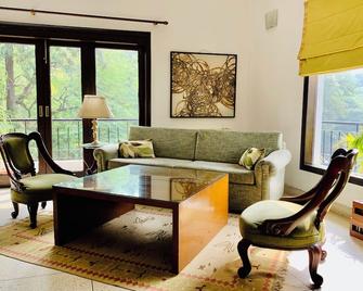 Thikana Delhi ( Boutique B&B) - ניו דלהי - סלון