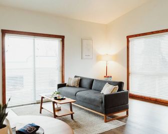Mt Cleveland at Switchback Suites Boutique Hotel - Kalispell - Soggiorno