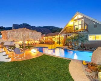 Hiker’s Paradise! Heated Pool, fire pits, and views - Santee - Pool