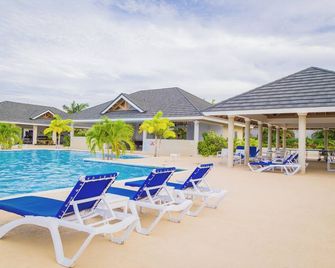 Avant Family Villa - Saint Ann’s Bay - Pool