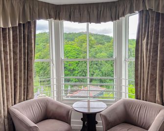 The Hand Hotel Llangollen by Compass Hospitality - Llangollen