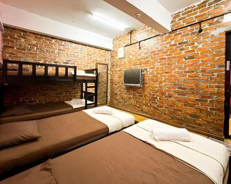 Hostel Sriamera Klia Airport Transit -Se - Sepang - Bedroom