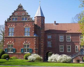 Ferienwohnung Raguse, 15081 - Leer - Gebäude