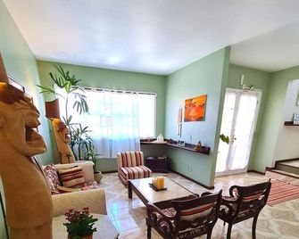 Pousada Solar de Geribá - Armação dos Búzios - Wohnzimmer
