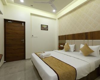 Hotel Alka Inn - Ahmedabad - Habitación
