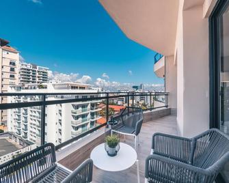 Breakfast Included at Regatta Living 802 - Santo Domingo - Balcony