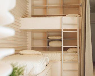 Floater - Dudelange - Bedroom