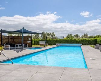 La Maison Noir - Martinborough - Pool
