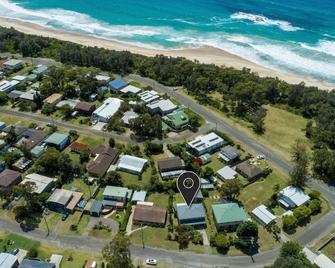 Barefoot Beach House Narrawallee - Mollymook - Edificio