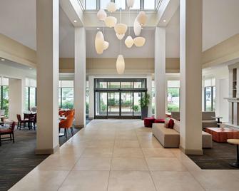 Hilton Garden Inn Charlotte/Ayrsley - שרלוט - לובי