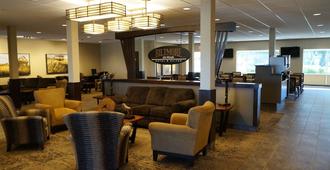 The Biltmore Hotel & Suites Main Avenue - Fargo - Area lounge