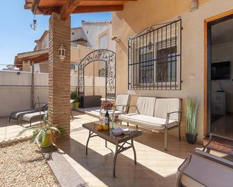 Modern Garden Home, Algorfa - Algorfa - Patio