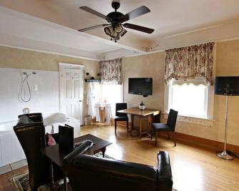 Royal Hotel Chilliwack - Chilliwack - Soggiorno