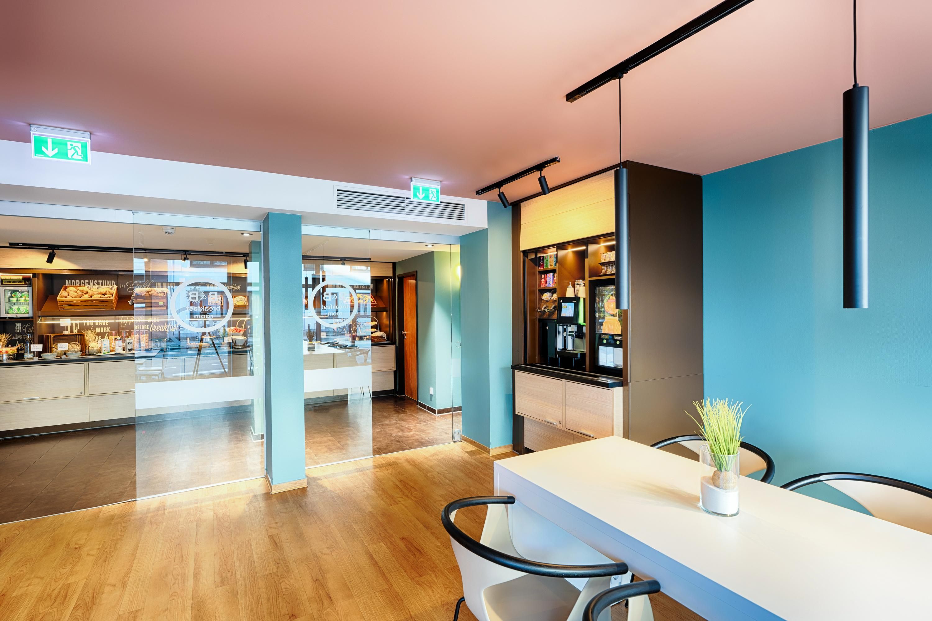 بي آند بي هوتل بريمين سيتي - بريمن - مطعم