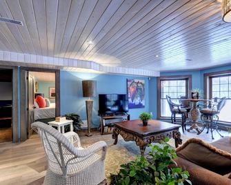 Stunning Log Cabin - Eagle Lake - Sala de estar