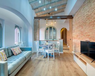 Pati Blau 1 - Caldes de Malavella - Living room