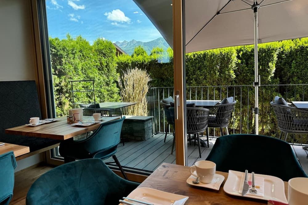 كومفرت هوتل جارني لاندهاوس جيتي