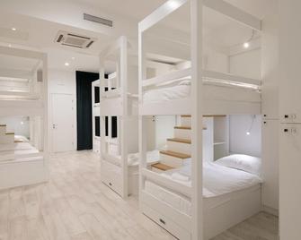 Boutique Hostel Posteya - Σπλιτ - Κρεβατοκάμαρα