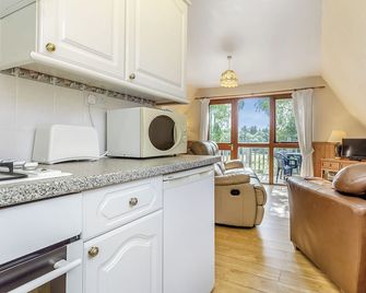 Delny Highland Lodge - Invergordon - Kitchen