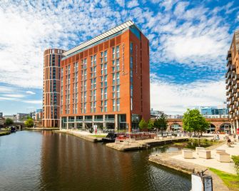 DoubleTree by Hilton Leeds City Centre - Leeds - Building