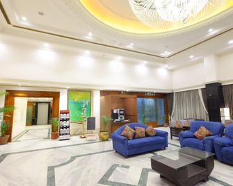 Hotel Plr Grand - טירופטי - לובי