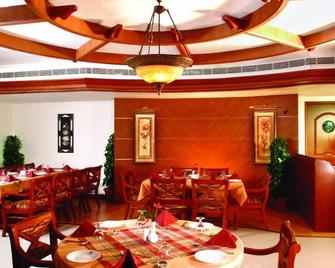 Maurya Rajadhani - טריבאנדרום - מסעדה