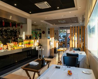 Sercotel Avenida Almería - Almería - Bar