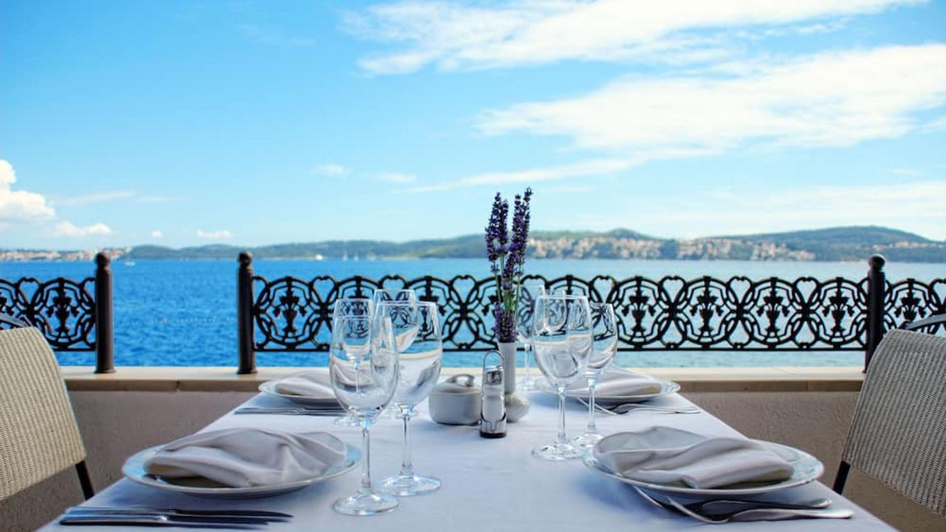 Tn Jadran Hotel