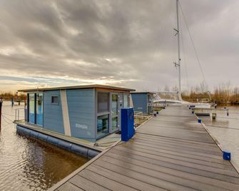 Houseboat in Volendam near Fort Edam - Volendam - Patio