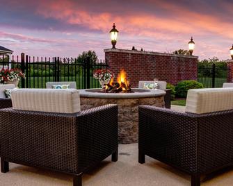 Courtyard by Marriott Hadley Amherst - Hadley - Balkon