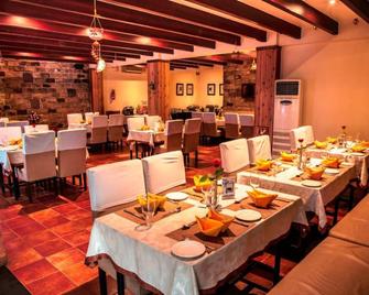 Landmark Hotel - Guwahati - Restaurant