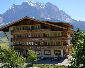 Sporthotel Zugspitze - לרמוז - בניין