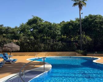 Islantur Ipanema - La Antilla - Piscina